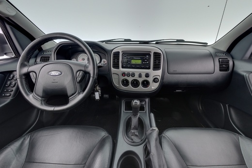 Ford Maverick vaihtoauto