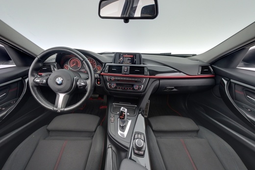 BMW 320 vaihtoauto