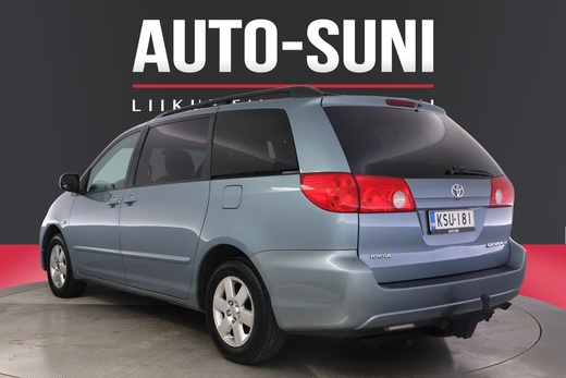 Toyota Sienna vaihtoauto