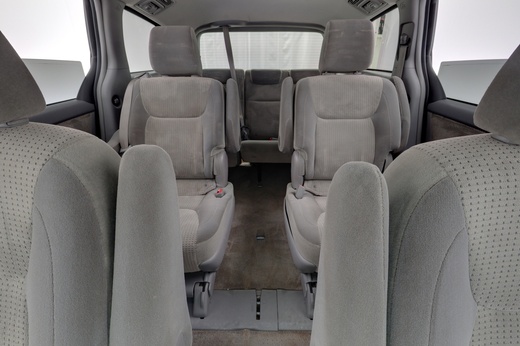 Toyota Sienna vaihtoauto
