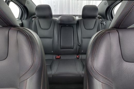 Volvo S60 Cross Country vaihtoauto