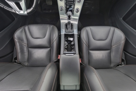 Volvo S60 Cross Country vaihtoauto