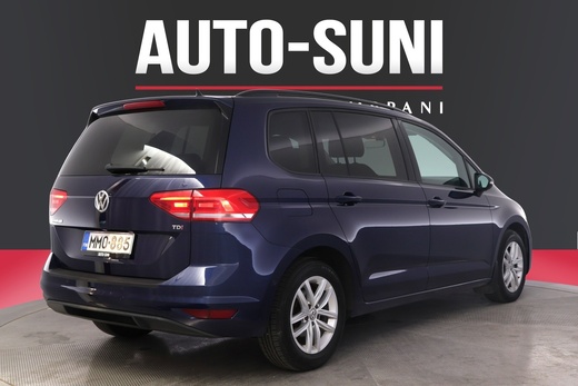 Volkswagen Touran vaihtoauto