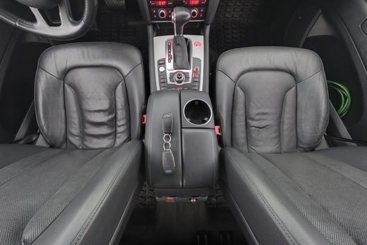 Audi Q7 vaihtoauto