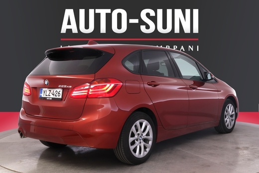 BMW 225 vaihtoauto