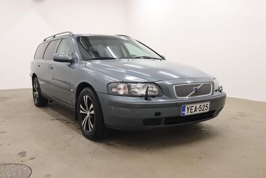 Volvo V70 vaihtoauto