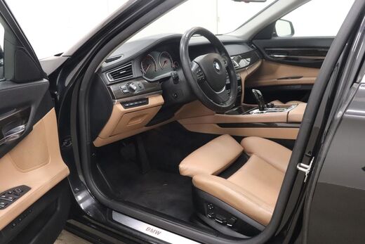 BMW 740 vaihtoauto