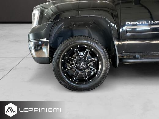 GMC Sierra vaihtoauto