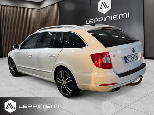 Skoda Superb vaihtoauto