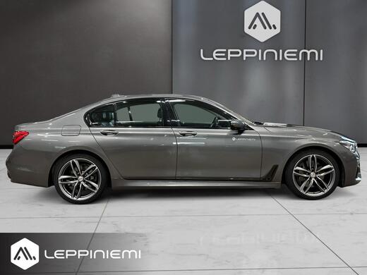 BMW 750 vaihtoauto