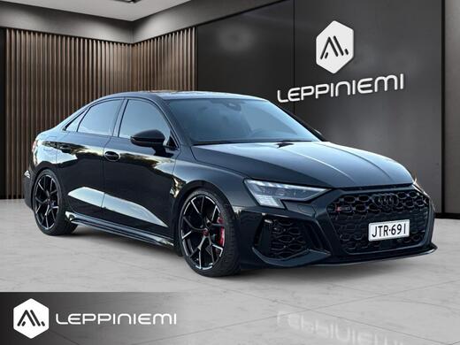 Audi RS3 vaihtoauto