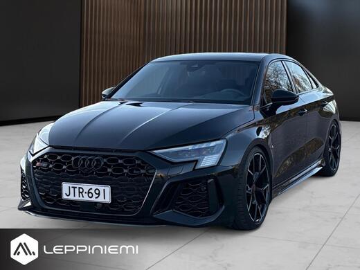 Audi RS3 vaihtoauto