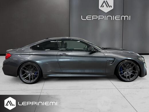 BMW M4 vaihtoauto