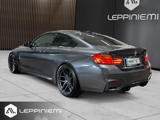 BMW M4 vaihtoauto