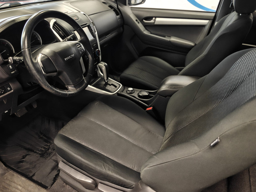 Isuzu D-Max vaihtoauto