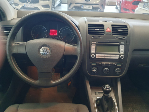 Volkswagen Golf vaihtoauto