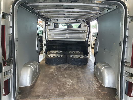 Opel Vivaro vaihtoauto