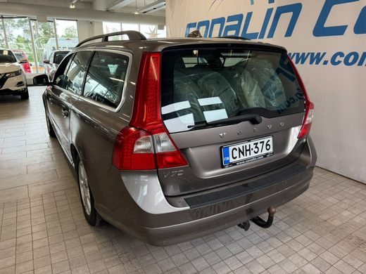 Volvo V70 vaihtoauto