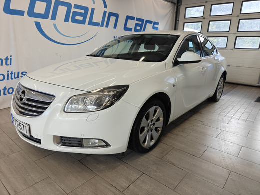 Opel Insignia vaihtoauto