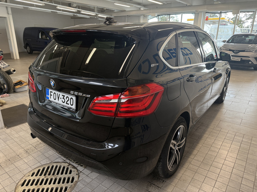 BMW 225 vaihtoauto