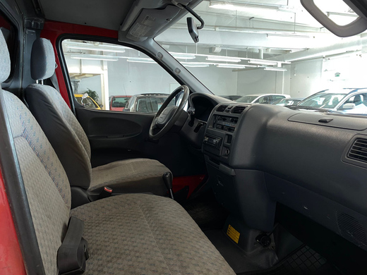 Toyota Hiace vaihtoauto