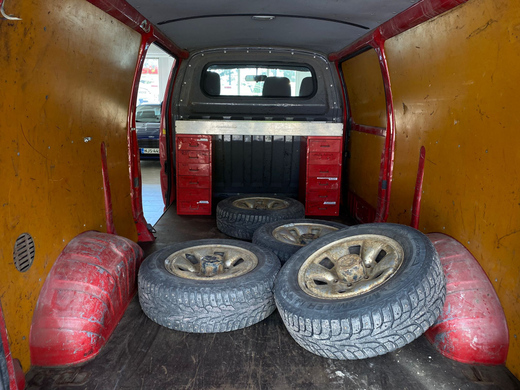 Toyota Hiace vaihtoauto
