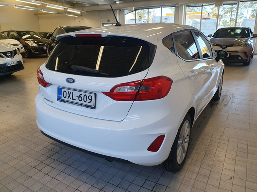 Ford Fiesta vaihtoauto
