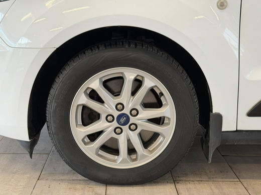 Ford Transit Connect vaihtoauto