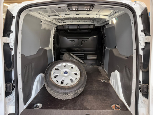 Ford Transit Connect vaihtoauto