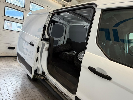 Ford Transit Connect vaihtoauto