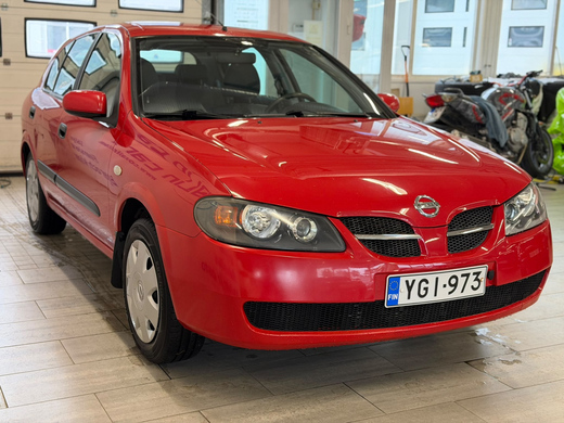 Nissan Almera vaihtoauto