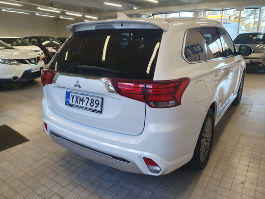 Mitsubishi Outlander vaihtoauto