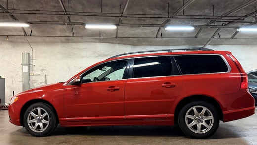 Volvo V70 vaihtoauto