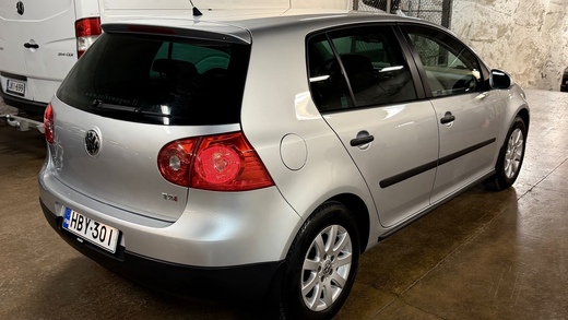 Volkswagen Golf vaihtoauto