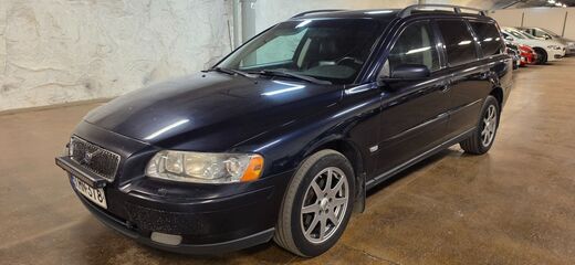 Volvo V70 vaihtoauto