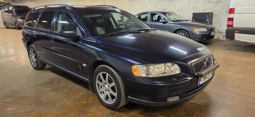 Volvo V70 vaihtoauto