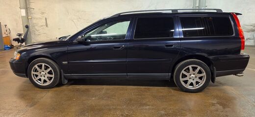 Volvo V70 vaihtoauto
