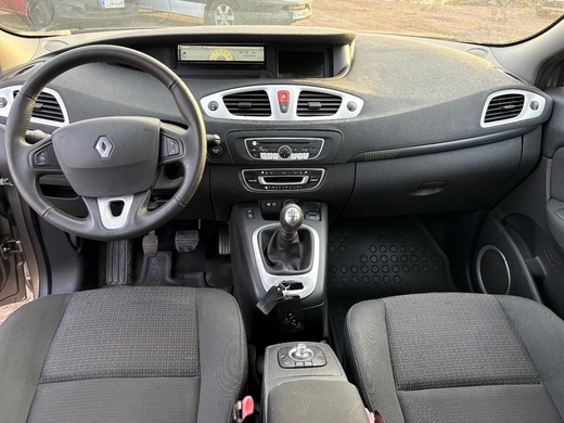Renault Scénic vaihtoauto