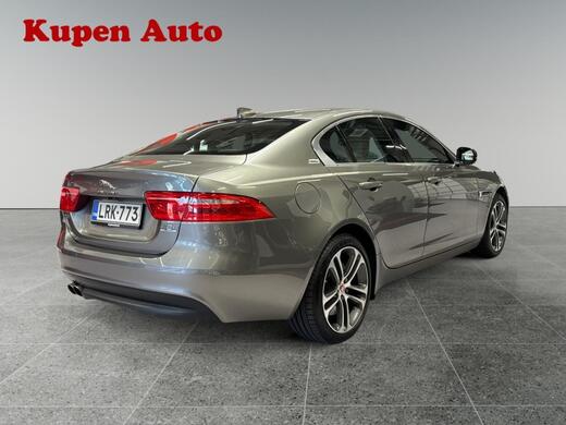 Jaguar XE vaihtoauto