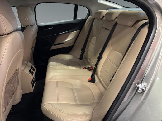 Jaguar XE vaihtoauto