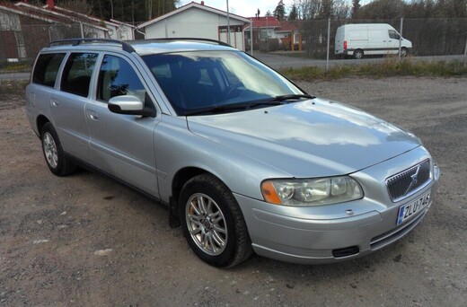 Volvo V70 vaihtoauto