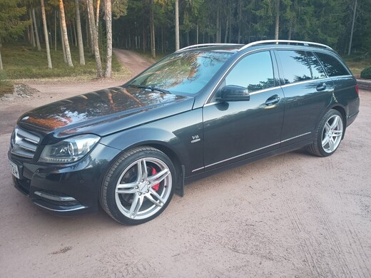 Mercedes-Benz C vaihtoauto