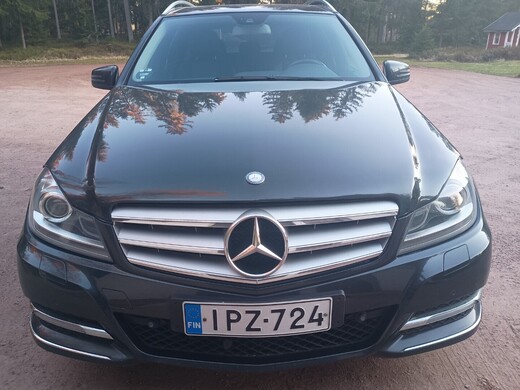 Mercedes-Benz C vaihtoauto