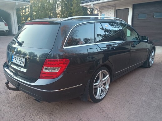 Mercedes-Benz C vaihtoauto