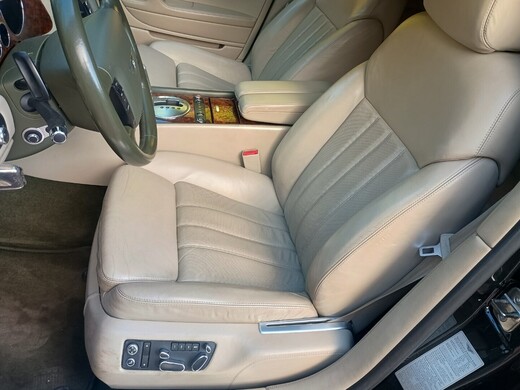 Bentley Continental vaihtoauto