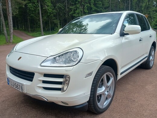 Porsche Cayenne vaihtoauto