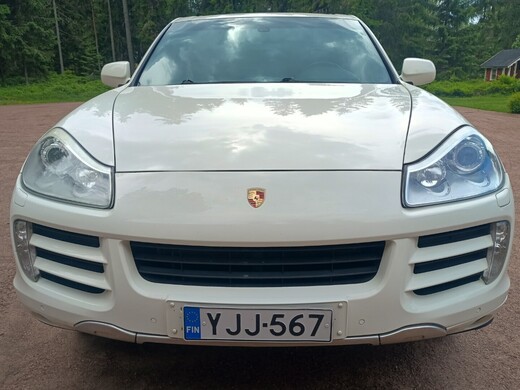 Porsche Cayenne vaihtoauto