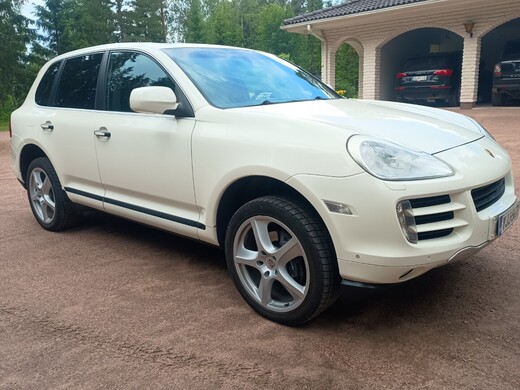 Porsche Cayenne vaihtoauto