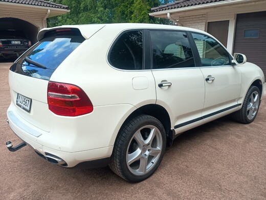 Porsche Cayenne vaihtoauto