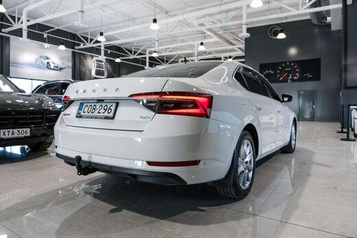 Skoda Superb vaihtoauto